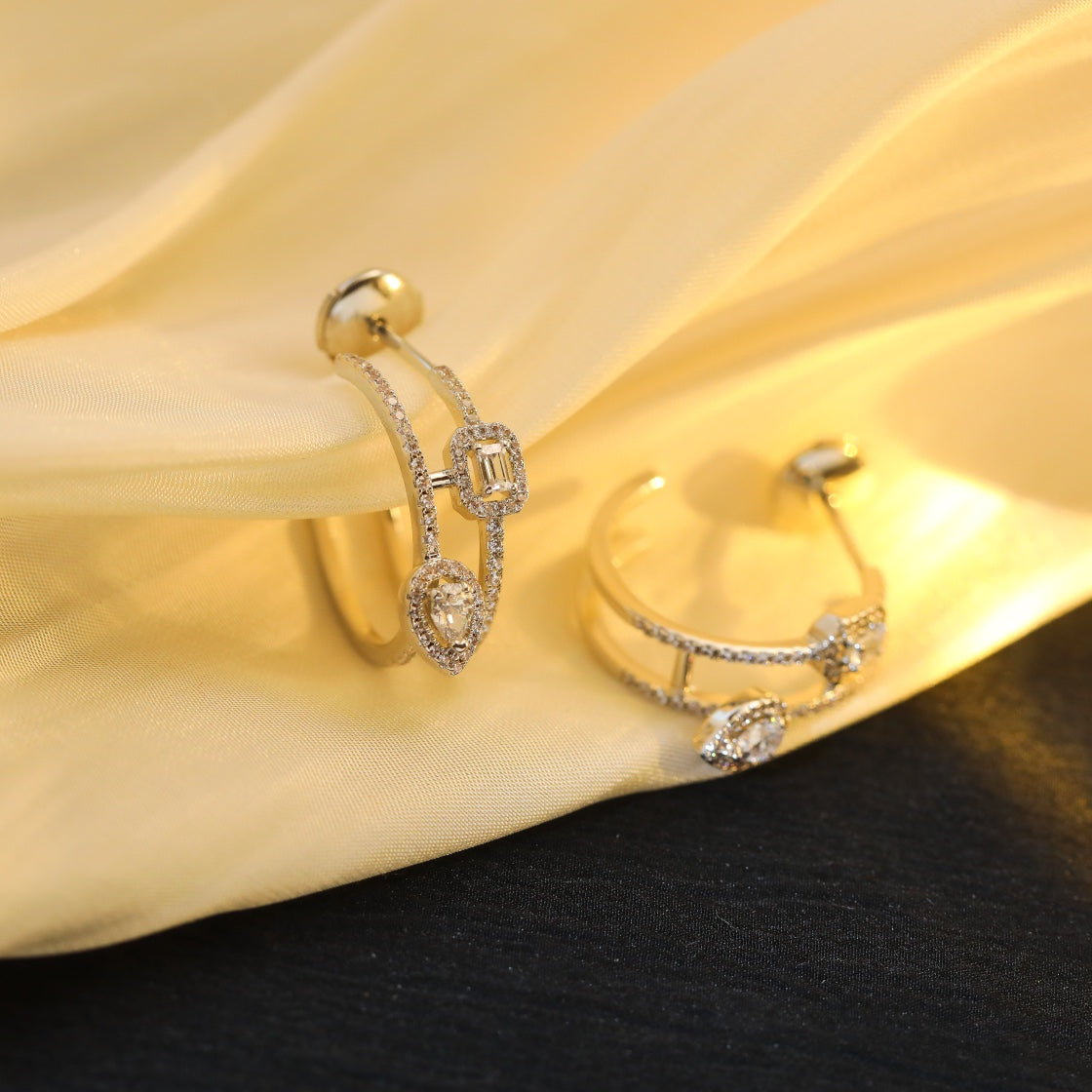 [moco jewelrys]CREOLES MY TWIN 2 RANGS SILVER DIAMOND EARRINGS