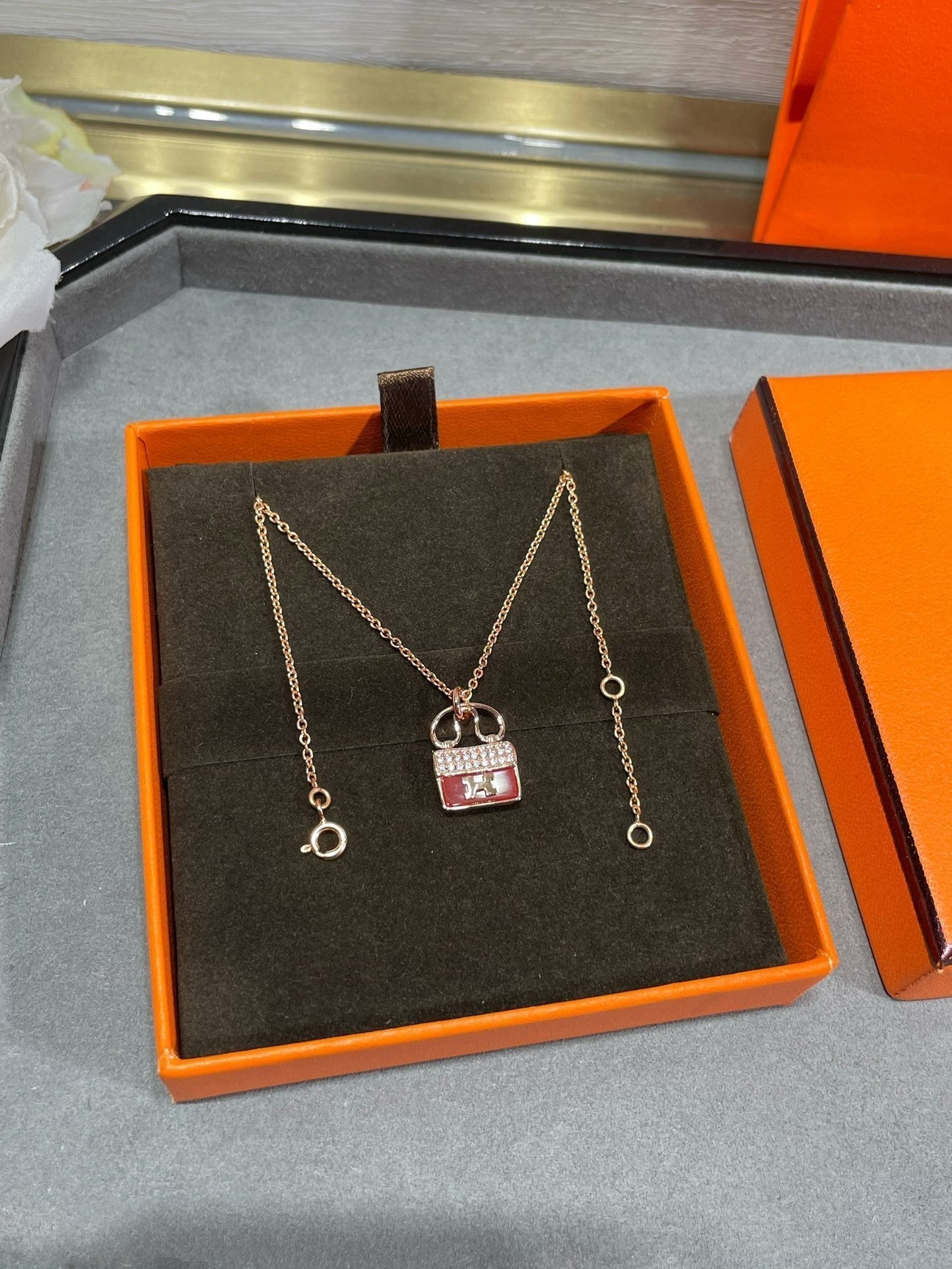 [moco jewellerys]H CIRCE モアッサナイトペンダントネックレス ゴールド