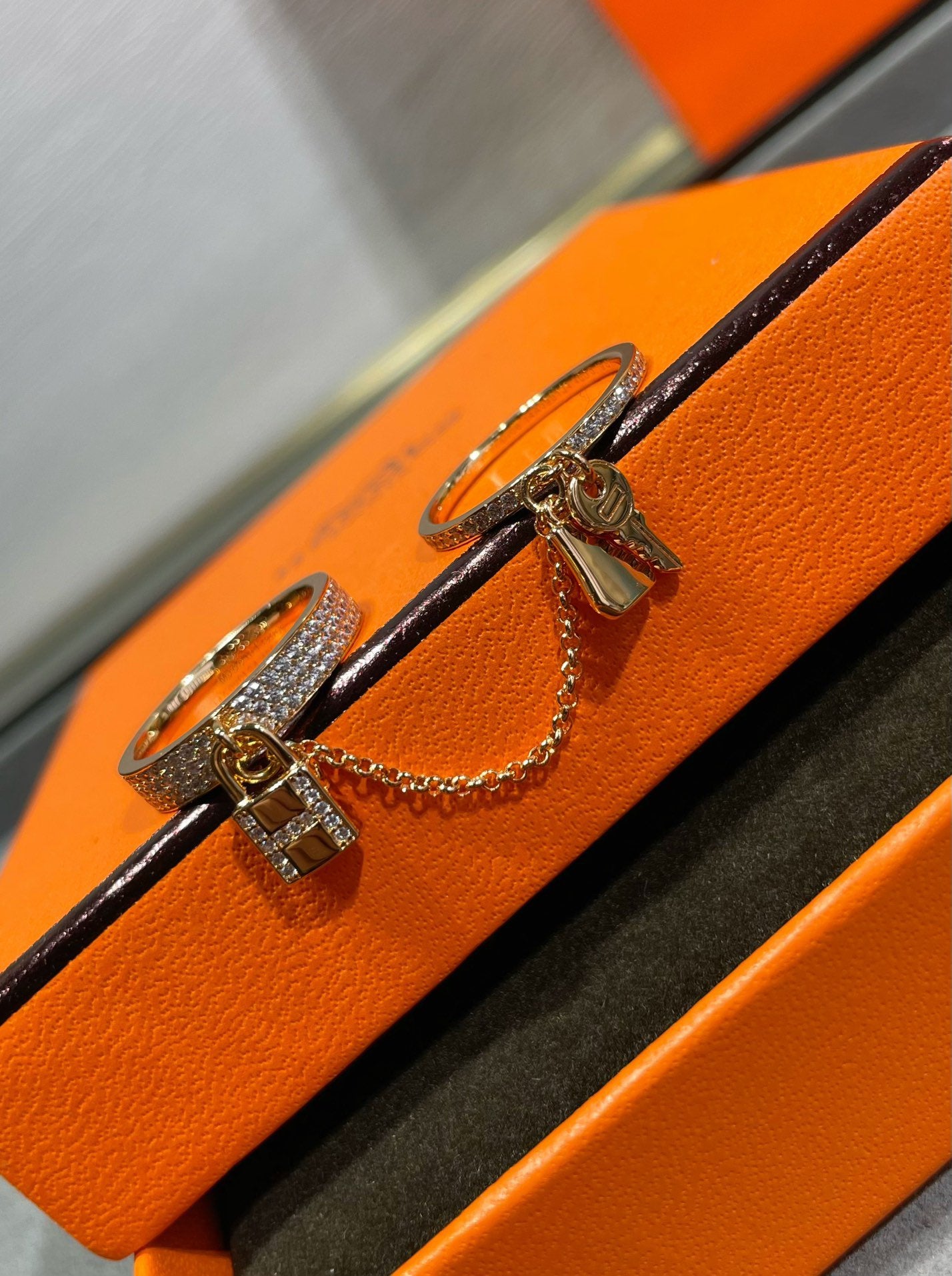 [moco jewelrys]HM KELLY CLOCHETTE DOPPELRING MIT DIAMANTEN