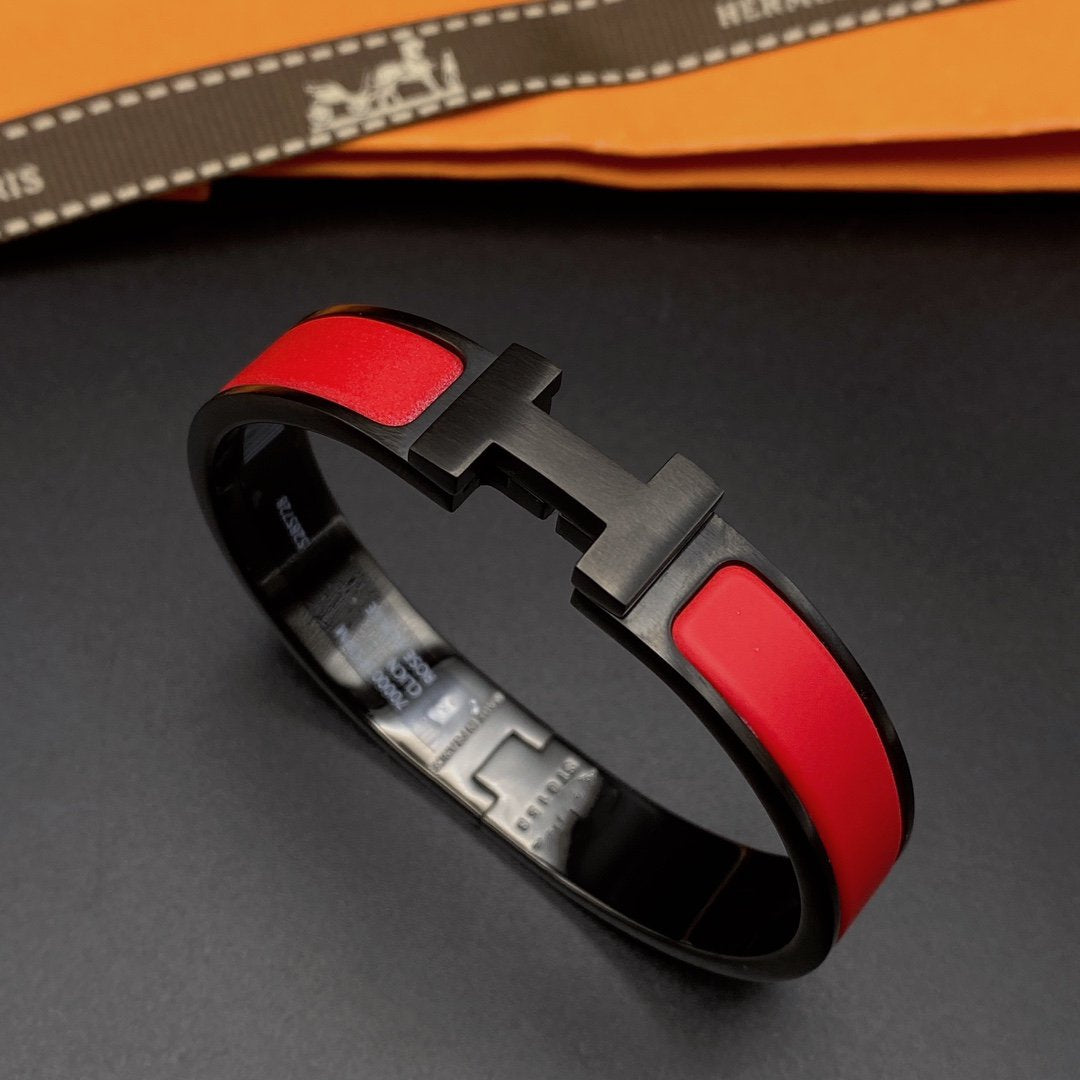??Loco?¡¥CLIC HM SO BLACK RED BRACELET