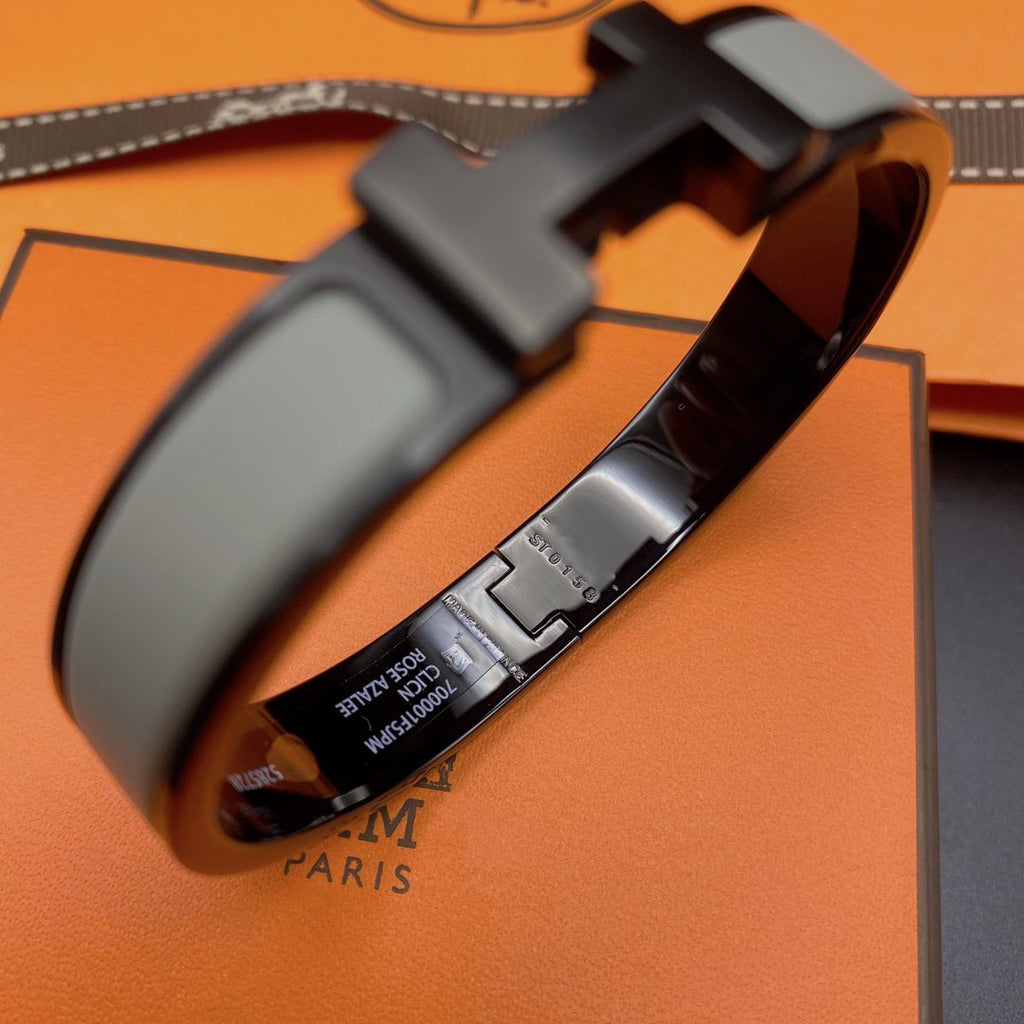 ??Loco?¡¥CLIC HM SO BLACK GREY BRACELET
