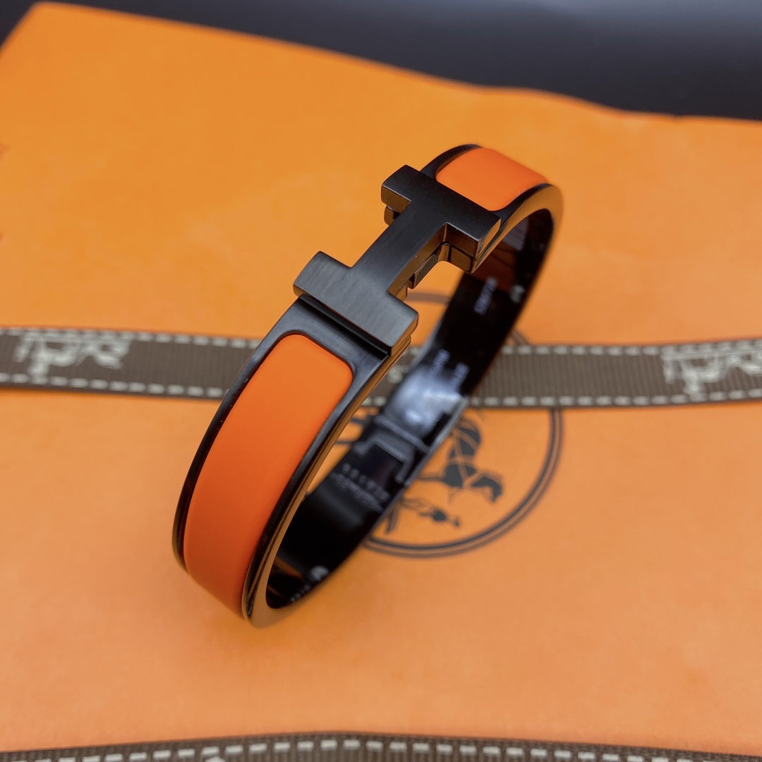 ??Loco?¡¥CLIC HM SO BLACK OREGAN BRACELET