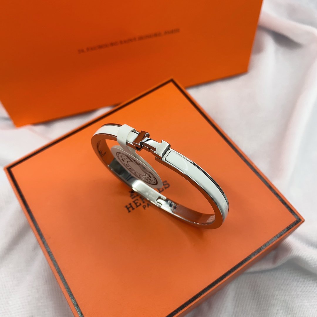 [moco jewellerys]クラシック HM クリック ホワイト 8mm エナメルブレスレット