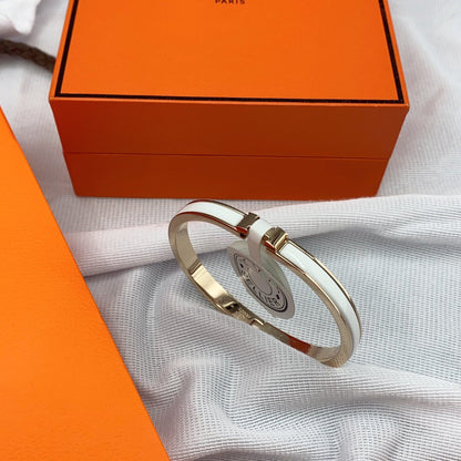[moco jewellerys]クラシック HM クリック ホワイト 8mm エナメルブレスレット