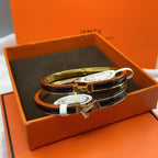 ??Loco?¡¥CLASSIC HM CLIC BLACK 8MM ENAMEL BRACELET