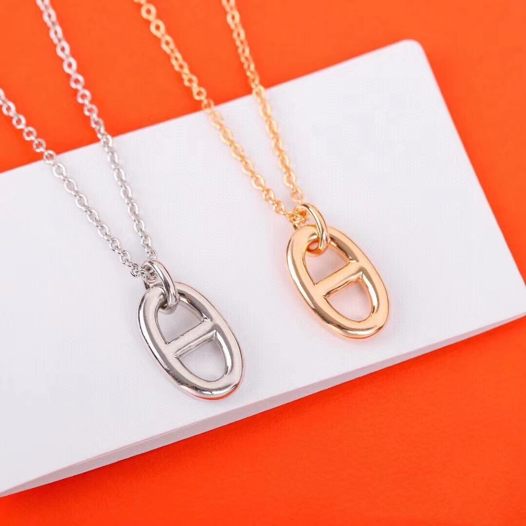 ??Loco?¡¥HM PIG NOSE NECKLACE