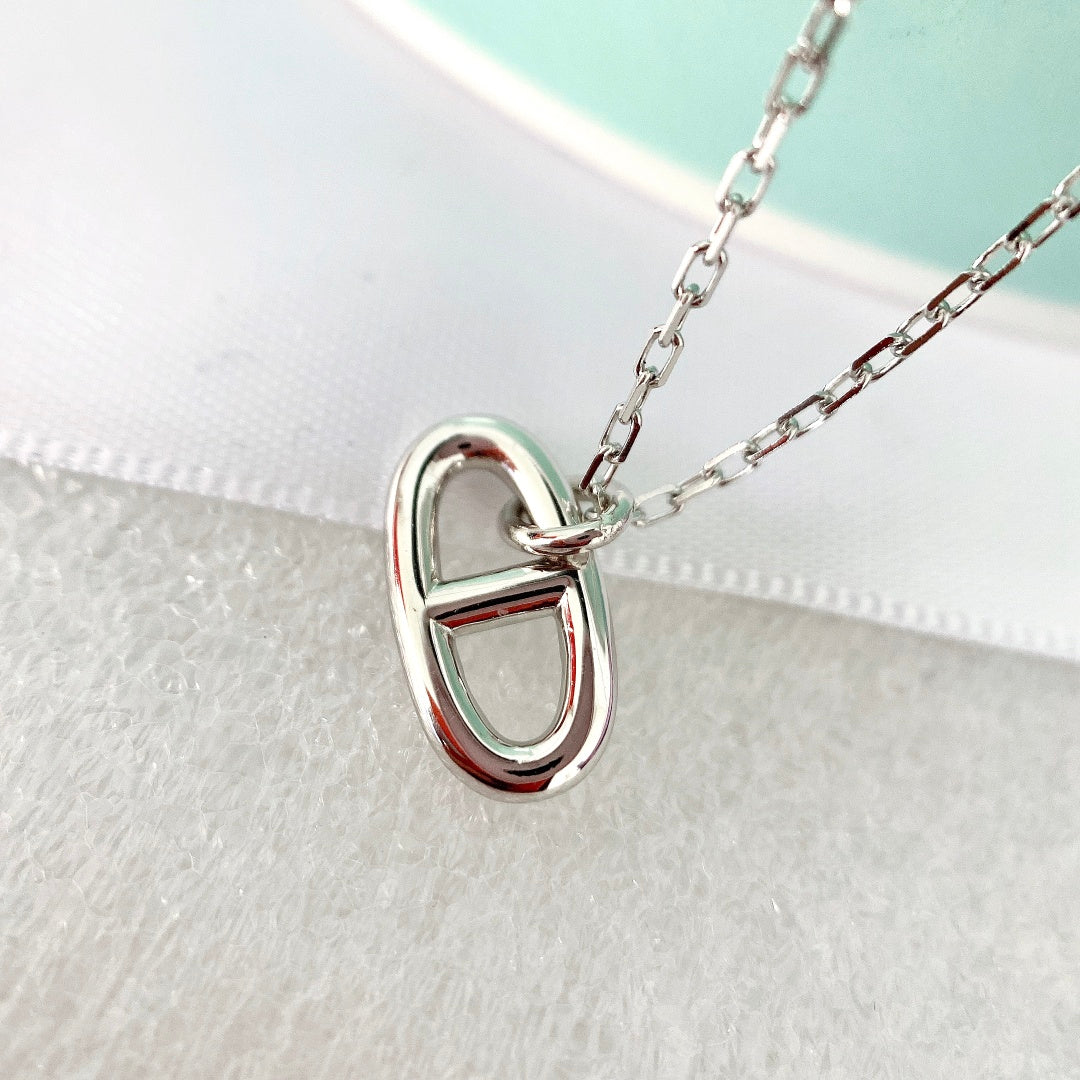 ??Loco?¡¥HM PIG NOSE NECKLACE