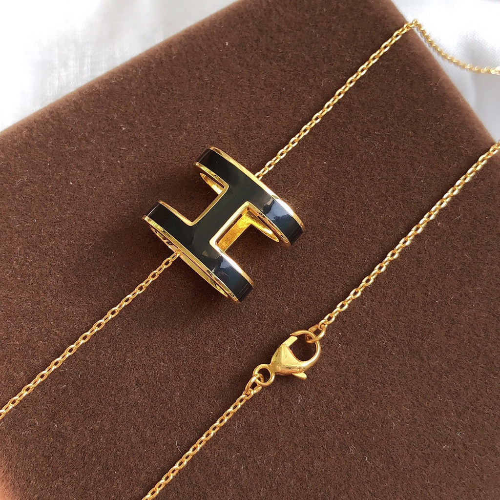 ??Loco?¡¥HM CLIC BLACK ENAMEL GOLD NECKLACE