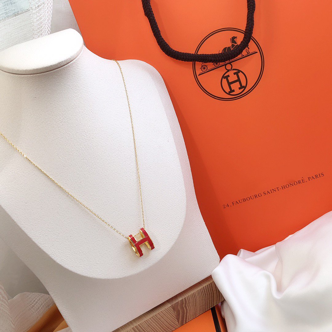 ??Loco?¡¥HM CLIC RED ENAMEL GOLD NECKLACE