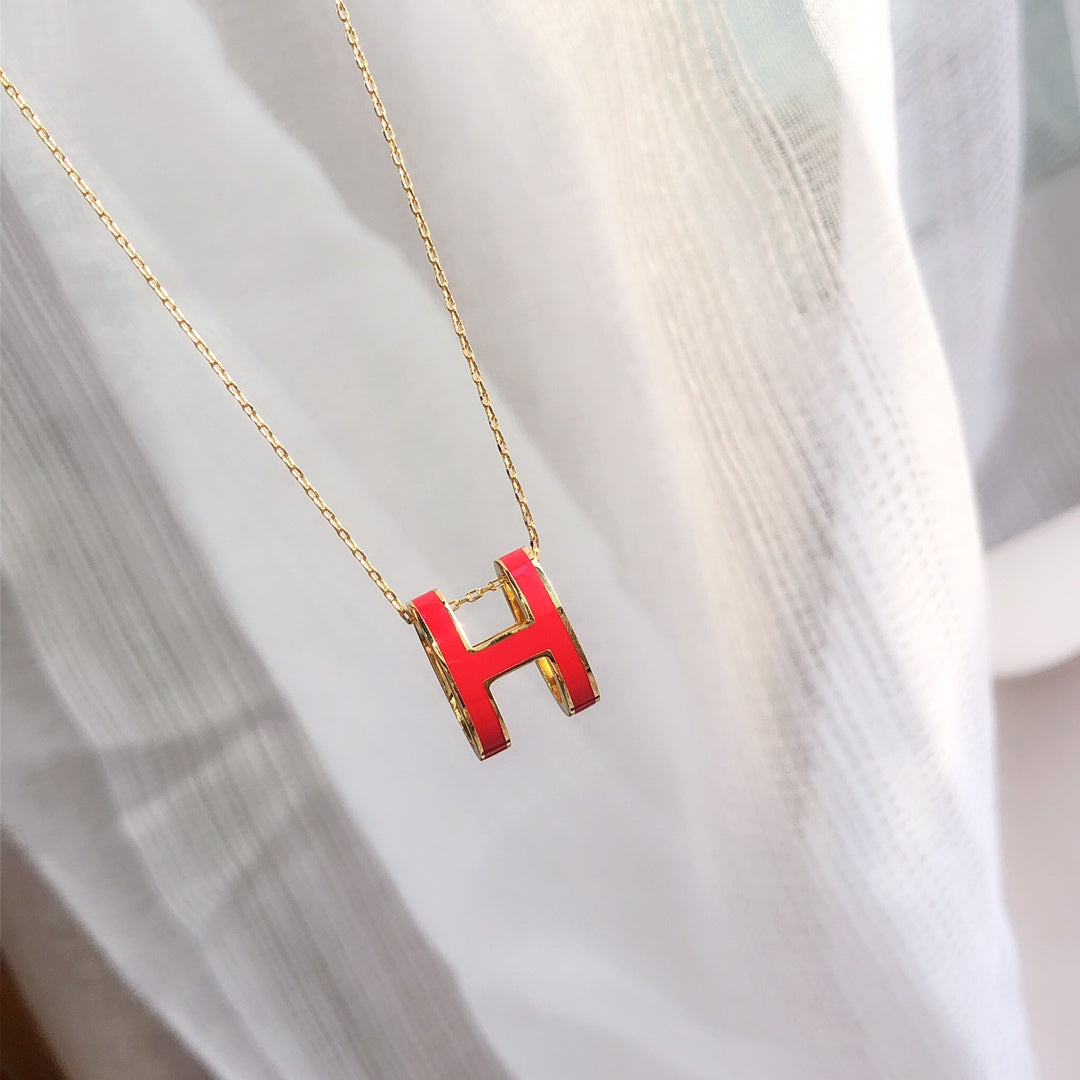 ??Loco?¡¥HM CLIC RED ENAMEL GOLD NECKLACE