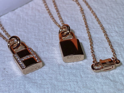 [moco jewelrys]HM ADVANCED NICHE LOCK HEAD NECKLACE DIAMONDS