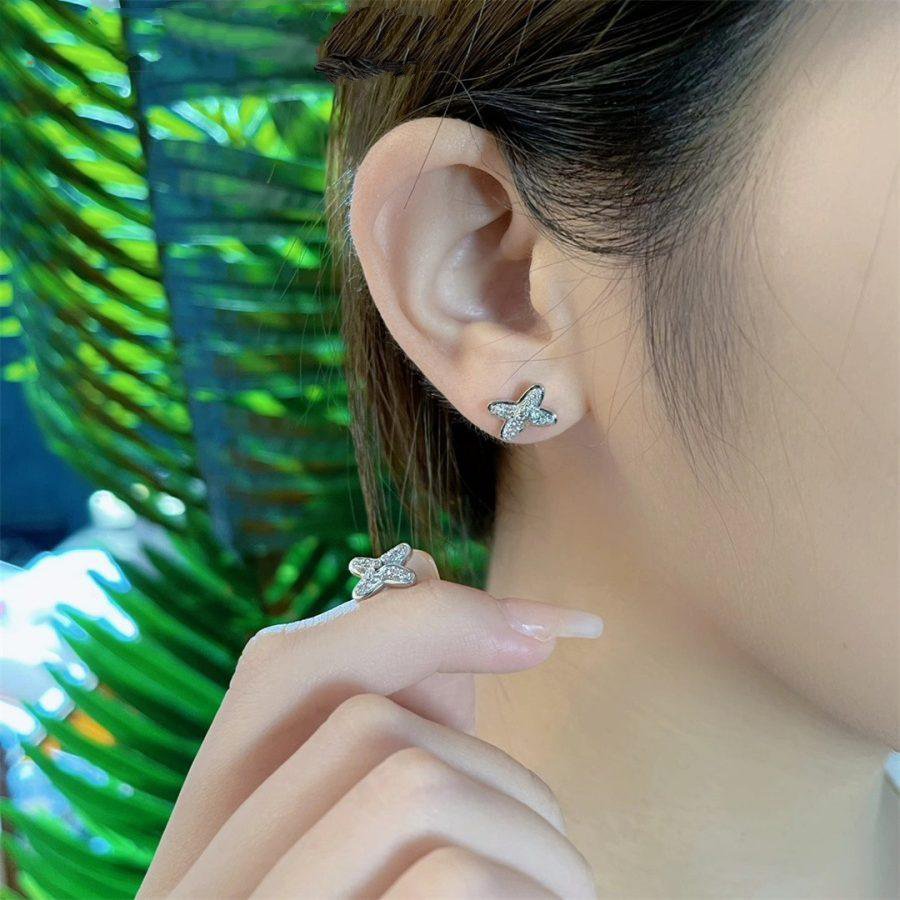 ??Loco?¡¥JEUX DE SILVER DIAMOND EARRINGS