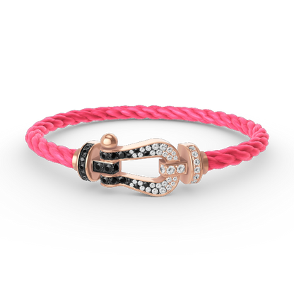 [moco jewelrys] Großes Hufeisenarmband in Schwarz-Weiß mit Diamanten in Roségold