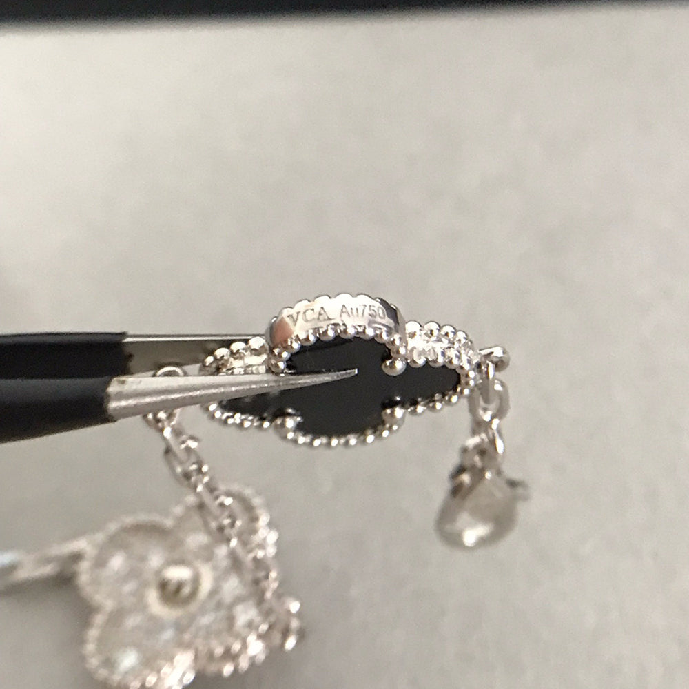 [Moco jewelrys] CLOVER 5 MOTIF ONYXS BRACELET COLLECTION