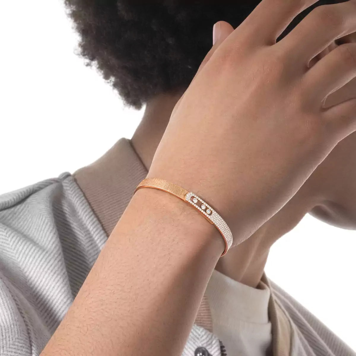 [moco jewelrys]Move Noa Ciselé half pavé bangle