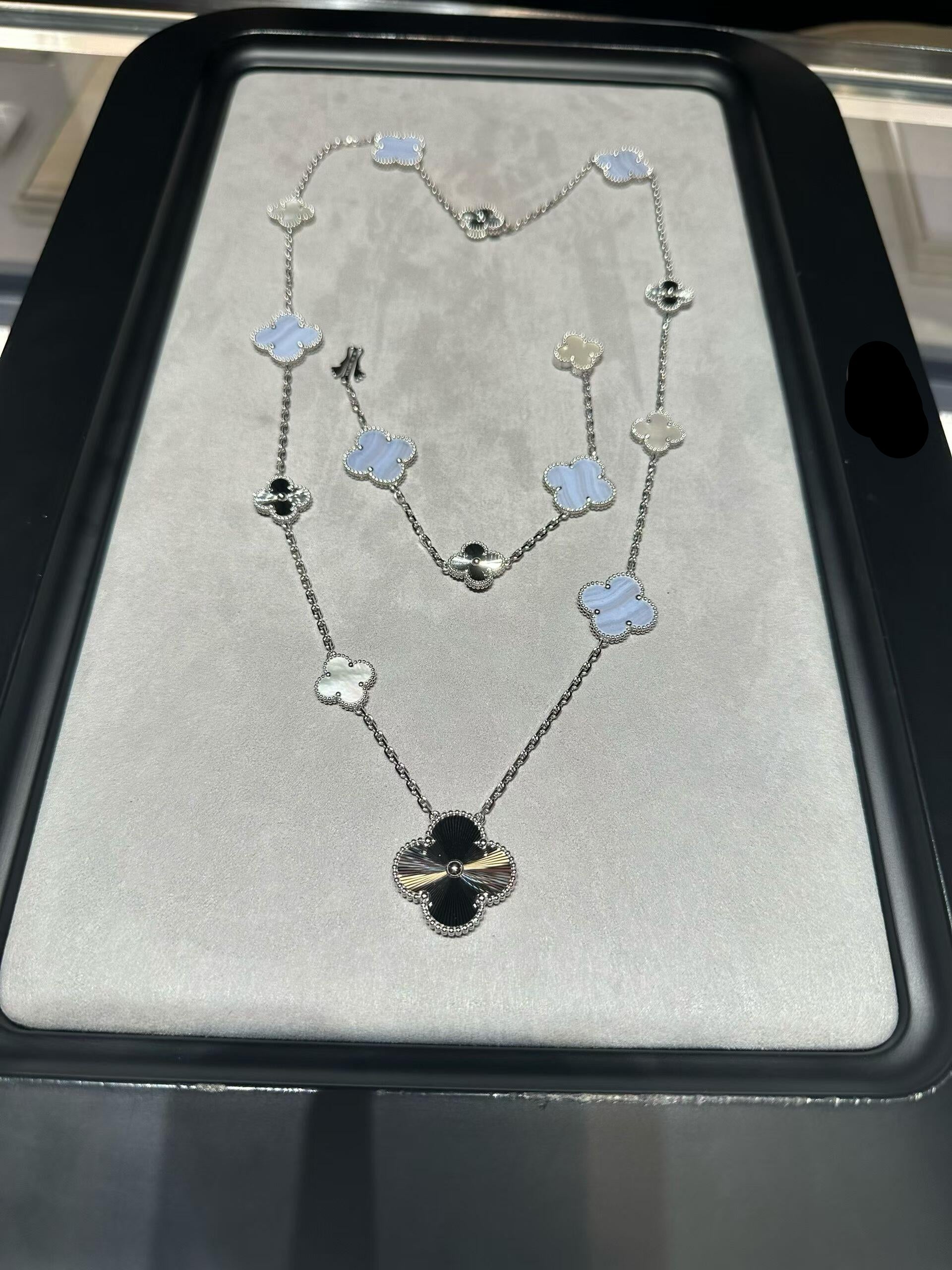 [??Loco?¡¥] 25 NEW CLOVER 15 MOTIFS PURPLE CHALCEDONY