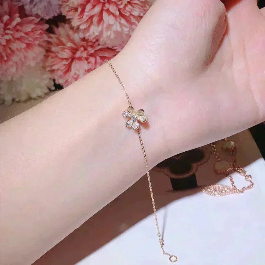 ??Loco?¡¥FRIVOLE GOLD FLOWER DIAMOND BRACELET