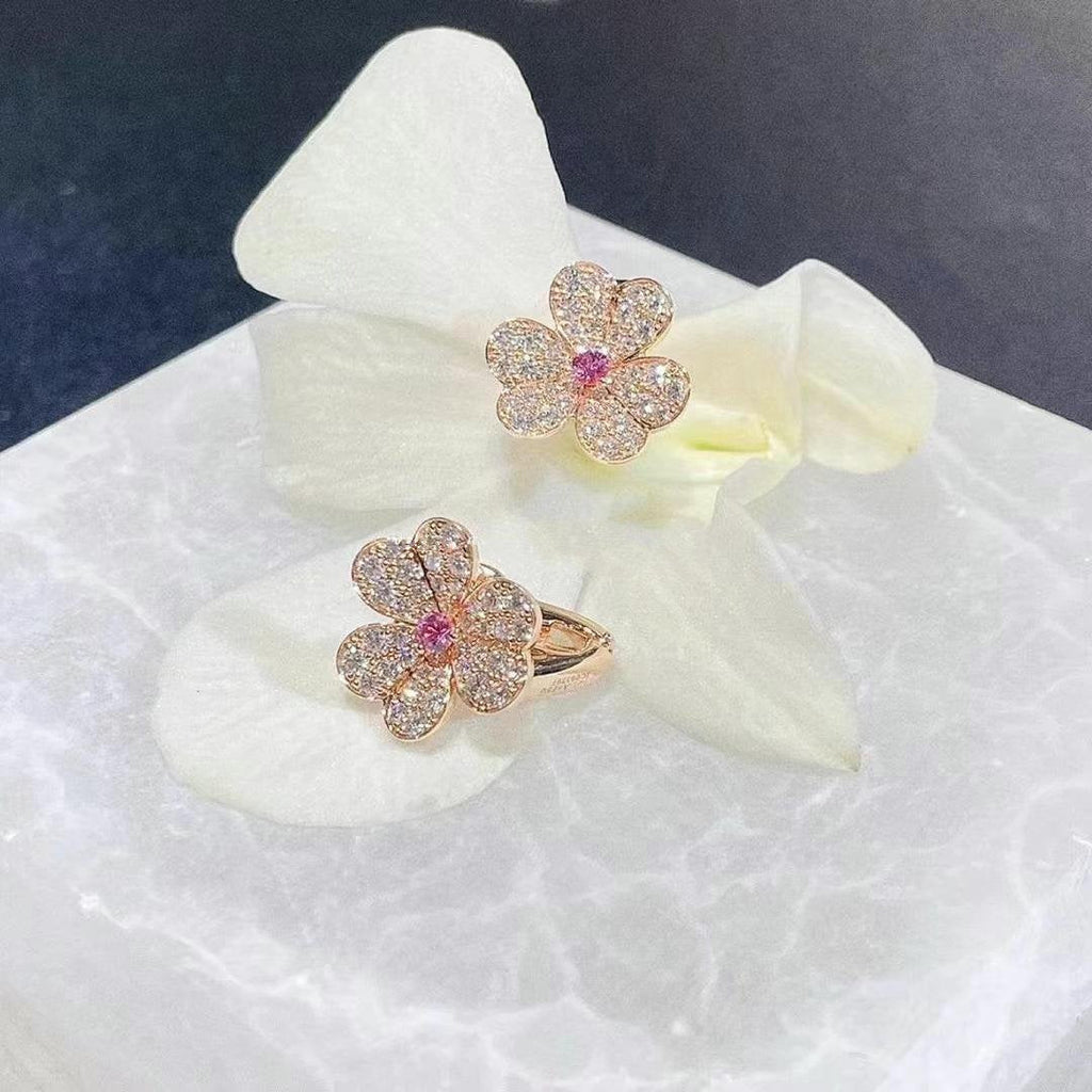 ??Loco?¡¥FRIVOLE PINK GOLD FLOWER DIAMOND EARRINGS