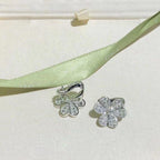 ??Loco?¡¥FRIVOLE SILVER FLOWER DIAMOND EARRINGS