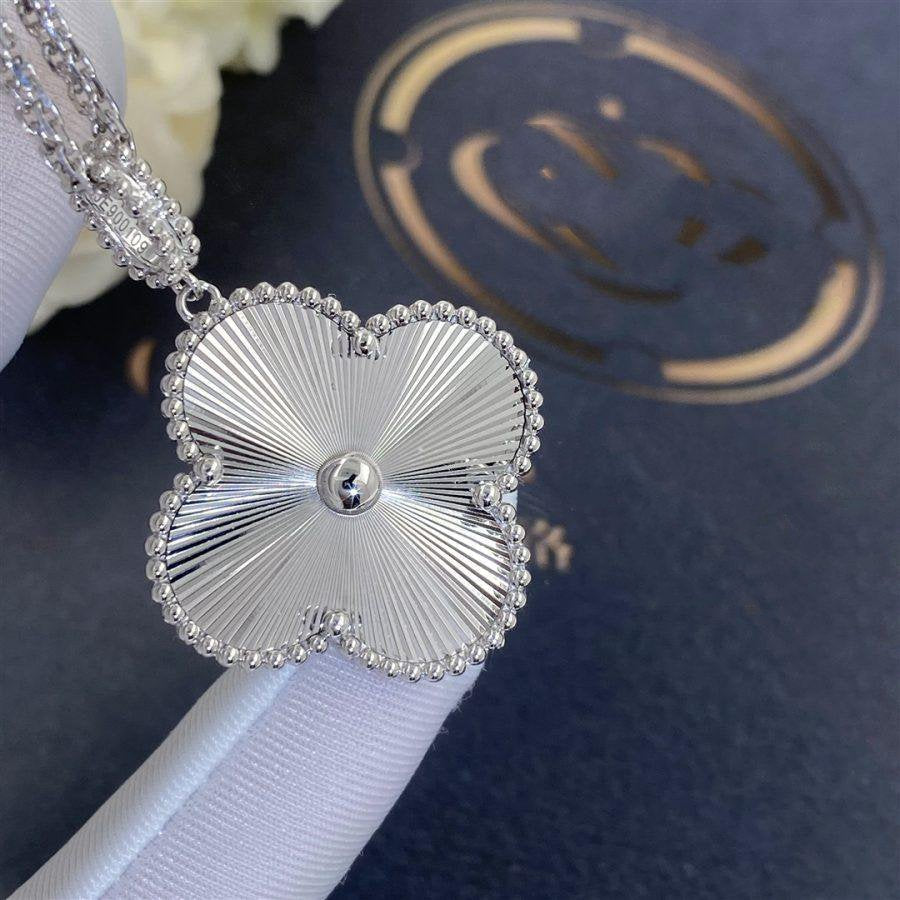 [moco jewelrys]CLOVER 25MM SILVER BIG CLOVER NECKLACE