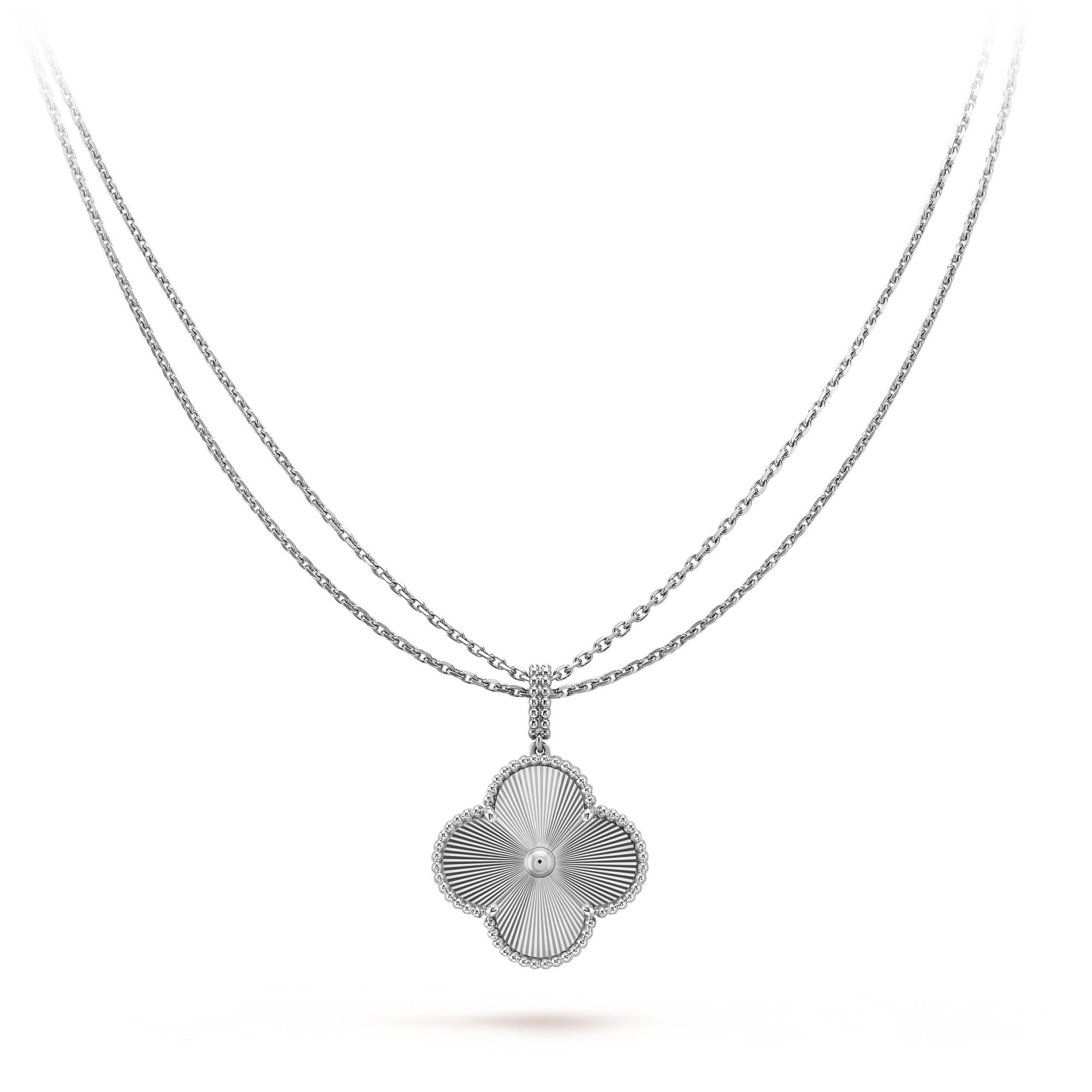 ??Loco?¡¥CLOVER 25MM SILVER BIG CLOVER NECKLACE