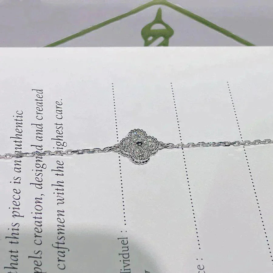 ??Loco?¡¥CLOVER  SINGLE FLOWER BRACELET SILVER