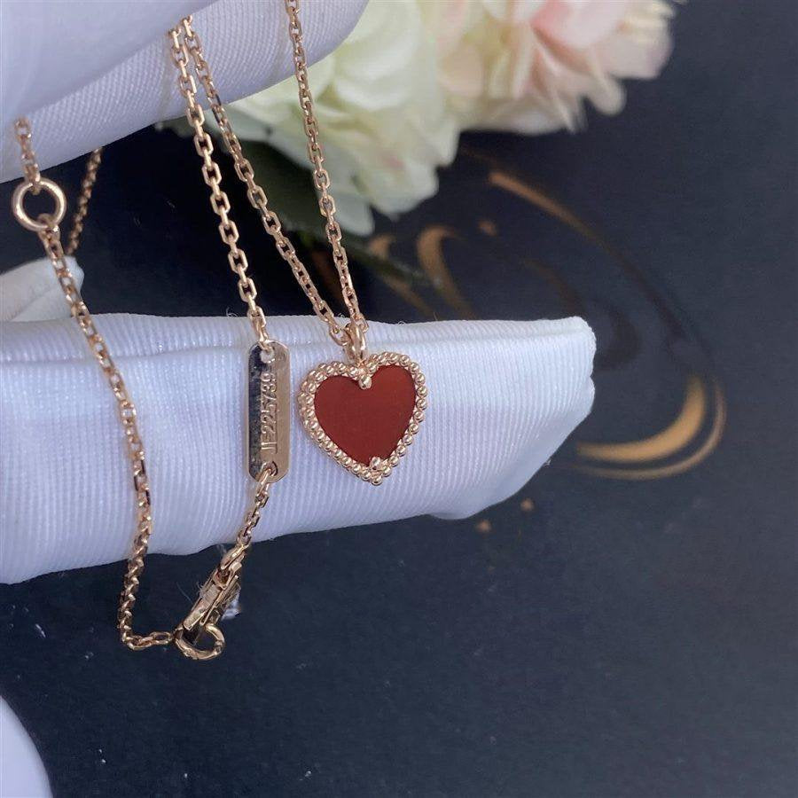 ??Loco?¡¥SWEET CLOVER CARNELIAN HEART NECKLACE