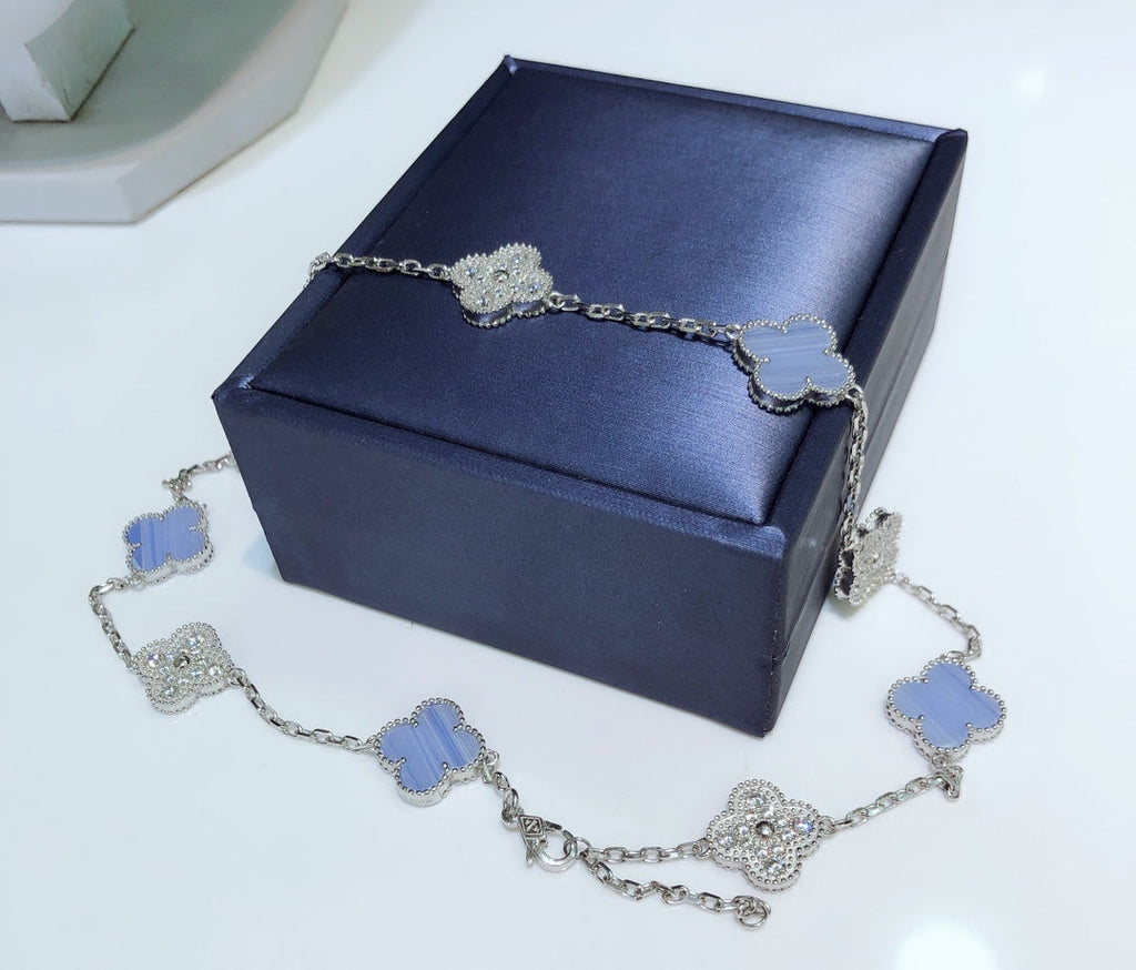 ??Loco?¡¥CLOVER 10 MOTIFS CHALCEDONY DIAMONDS SILVER NECKLACE