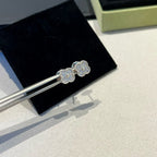 ??Loco?¡¥CLOVER MINI DIAMOND STUD EARRINGS